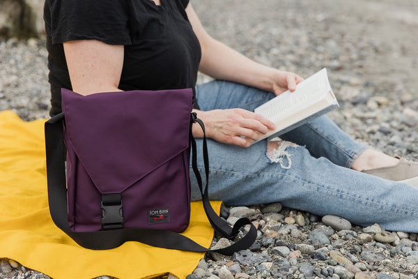 A Medium Cafe Bag at a beach.
